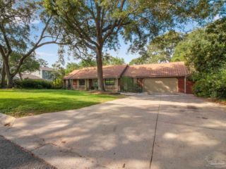 Foreclosed Home - 8782 THUNDERBIRD DR, 32514
