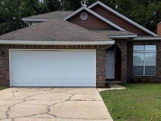 Foreclosed Home - 2784 COTTONWOOD LN, 32514