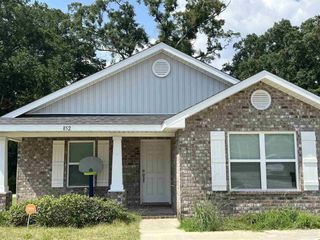Foreclosed Home - 852 SMILEY CIR, 32514