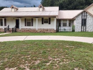 Foreclosed Home - 5402 MURRAY LN, 32526