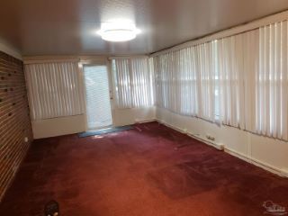 Foreclosed Home - 2609 GREEN BAY AVE, 32526