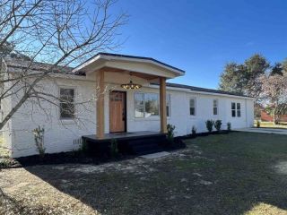 Foreclosed Home - 1499 OLD CHEMSTRAND RD, 32533