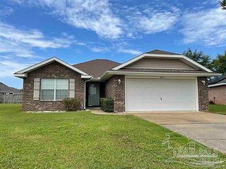 Foreclosed Home - 2455 FLINTSTONE DR, 32533