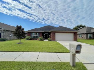 Foreclosed Home - 2577 AVALON ST, 32533
