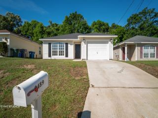Foreclosed Home - 10489 Senegal Dr, 32534