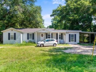 Foreclosed Home - 314 W 9 1/2 MILE RD, 32534
