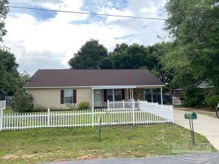 Foreclosed Home - 506 HYDE PARK DR, 32539