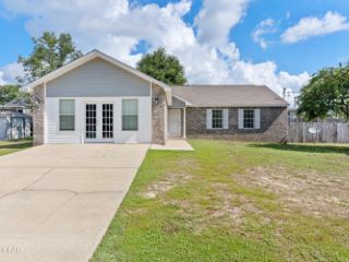 Foreclosed Home - 3119 SKYHAWK DR, 32539