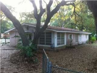Foreclosed Home - 702 HAZEL DR, 32547