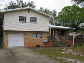 Foreclosed Home - 349 BARBARA DR NW, 32548