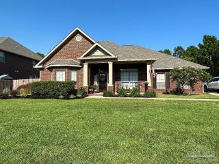 Foreclosed Home - 1716 TWIN PINE BLVD, 32563