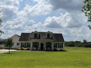 Foreclosed Home - 649 GRISWOLD RD, 32565
