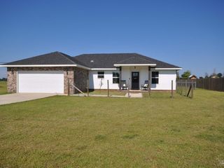 Foreclosed Home - 3339 N SIMMONS RD, 32565