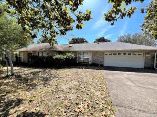 Foreclosed Home - 1811 MUSTANG ST, 32566