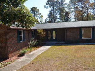 Foreclosed Home - 6881 Bill Lundy Rd, 32567