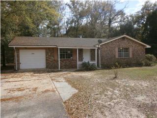 Foreclosed Home - 6469 OAKCREST RD, 32570