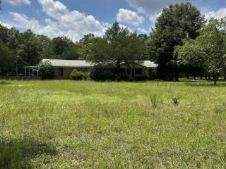 Foreclosed Home - 7161 HEATH RD, 32570