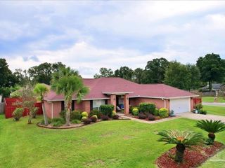 Foreclosed Home - 5168 HAWKS NEST DR, 32570