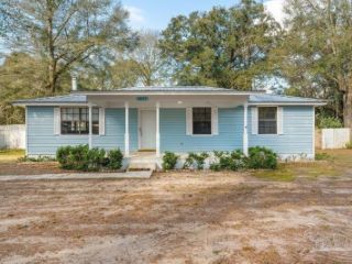 Foreclosed Home - 4831 LYNN DR, 32571