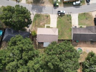 Foreclosed Home - 4250 CASTILLE AVE, 32571