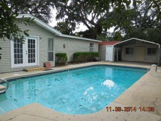 Foreclosed Home - 55 6th St, 32579