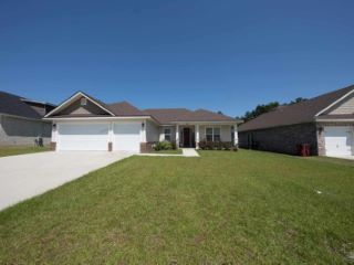 Foreclosed Home - 8016 MAJESTIC CYPRESS DR, 32583