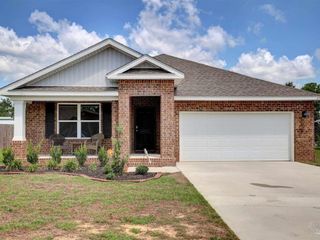 Foreclosed Home - 4770 RED OAK DR, 32583