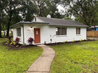 Foreclosed Home - 1130 NE 9TH AVE, 32601