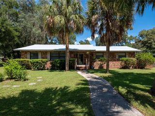 Foreclosed Home - 3710 NW 16TH PL, 32605