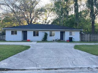 Foreclosed Home - 6105 SW 10TH PL, 32607