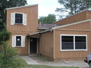 Foreclosed Home - 4125 NE 17TH TER, 32609