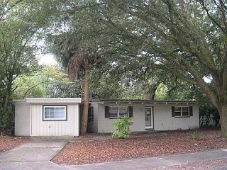 Foreclosed Home - 1023 NE 31ST AVE, 32609