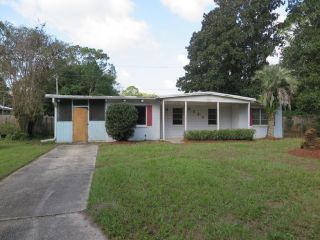 Foreclosed Home - 3004 Ne 11th Dr, 32609