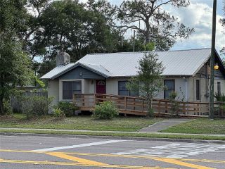 Foreclosed Home - 4002 NW 6TH ST, 32609