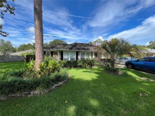 Foreclosed Home - 10810 NW 62ND TER, 32615