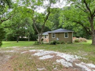 Foreclosed Home - 16623 NE 70TH PL, 32640
