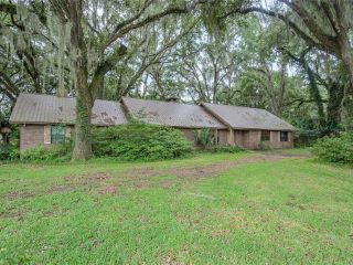 Foreclosed Home - 18001 SE HAWTHORNE RD, 32640