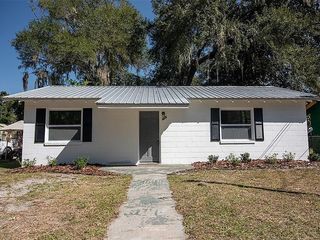 Foreclosed Home - 425 SE 14TH TER, 32641