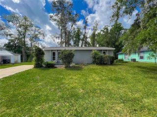 Foreclosed Home - 1817 SE 14TH AVE, 32641