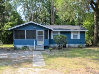 Foreclosed Home - 2019 NE 3RD PL, 32641