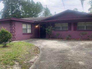 Foreclosed Home - 901 SE 19TH TER, 32641