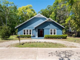 Foreclosed Home - 18708 NW 242ND ST, 32643