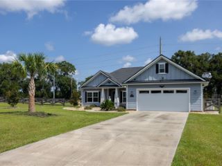 Foreclosed Home - 25244 NW 173RD AVE, 32643