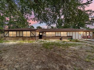 Foreclosed Home - 5915 NW 32ND ST, 32653