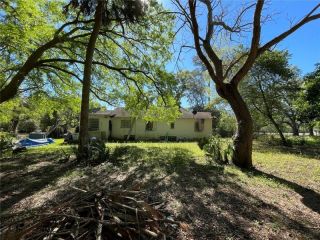 Foreclosed Home - 15945 NW GAINESVILLE RD, 32686