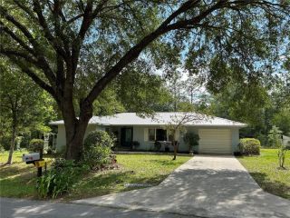 Foreclosed Home - 110 W COUNTRY CLUB DR, 32696
