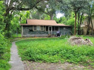 Foreclosed Home - 417 W HOWRY AVE, 32720
