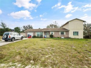 Foreclosed Home - 845 N FAIRBANKS DR, 32725