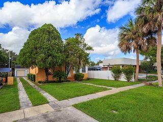 Foreclosed Home - 104 E PINECREST AVE, 32726