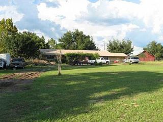 Foreclosed Home - 20607 STATE ROAD 44, 32736
